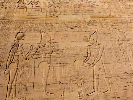 Alt Egipte 15 Filé presentant ofrenes