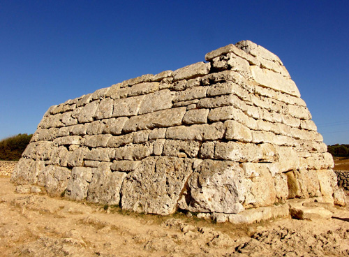 MENORCA 38 Naveta des Tudons