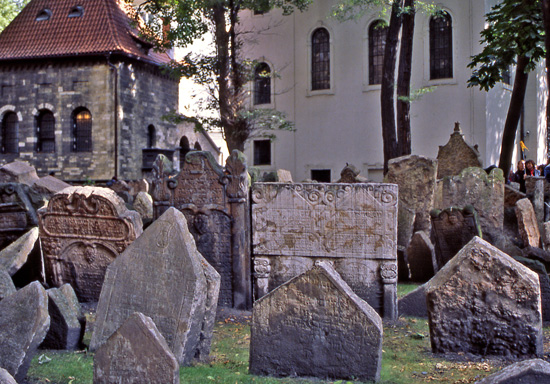 PRAGA 030 Cementiri jueu Vell