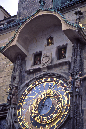 PRAGA 090 Figures en moviment